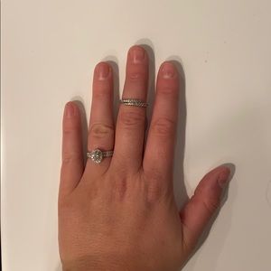 Pandora mid ring